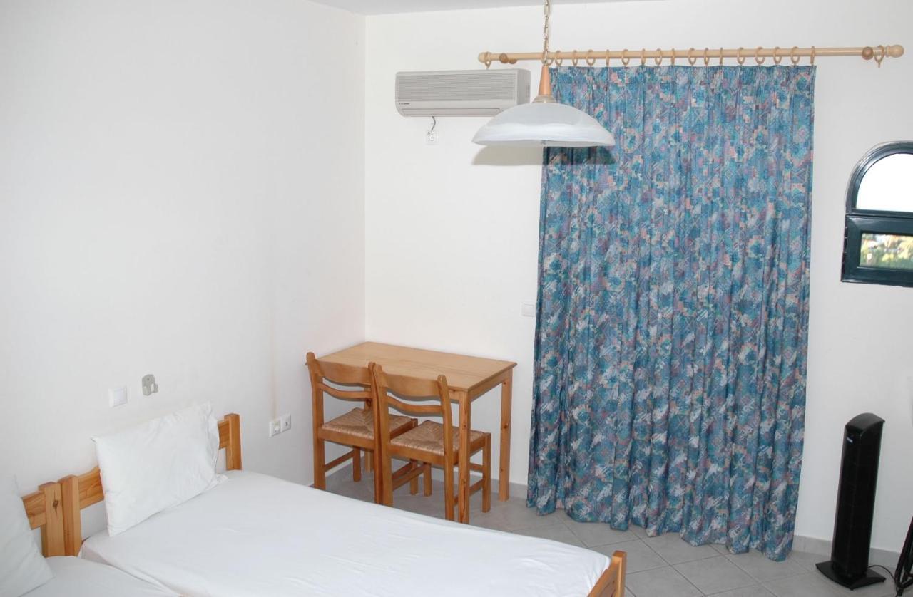 Anna'S Studios Argostoli  Buitenkant foto