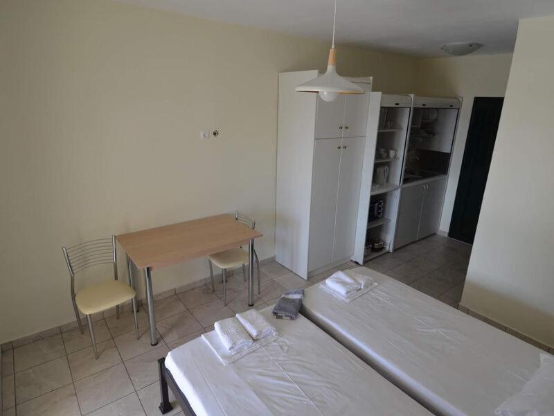 Anna'S Studios Argostoli  Buitenkant foto