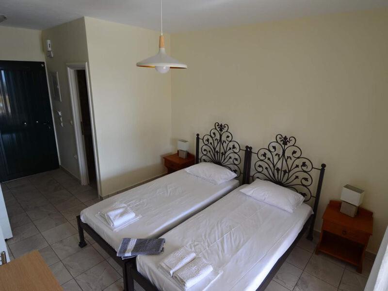 Anna'S Studios Argostoli  Buitenkant foto